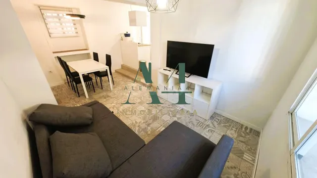Apartamento reformado en casco histórico - foto 3