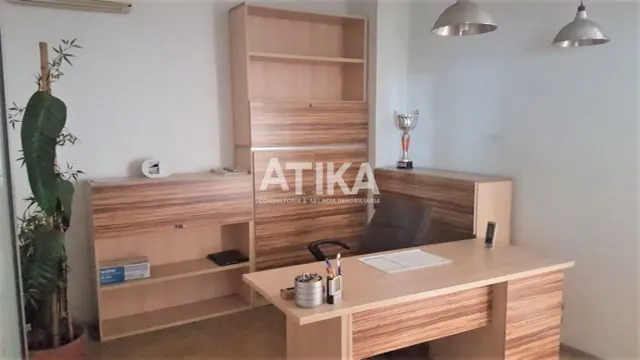 EXCELENTE LOCAL EN VENTA — 12