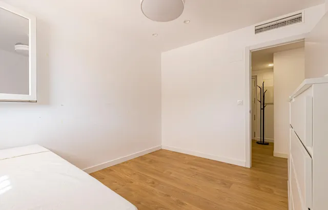 Alquiler vivienda en Juan Carlos I- Avenida Infanta Cristina. — 19