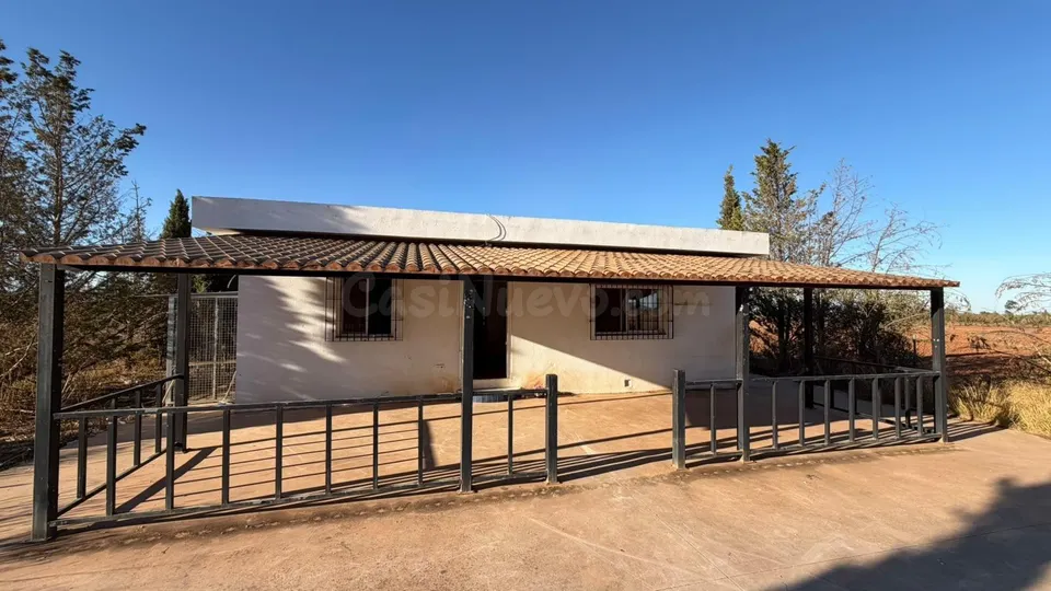 SE VENDE CASA DE CAMPO EN EL PALMERO