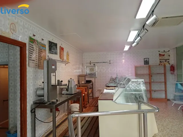 Local comercial en venta - foto 2