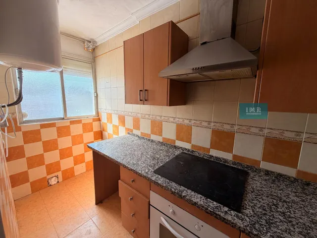 Piso luminoso en venta en Tomares, junto a Navarro Caro — 9