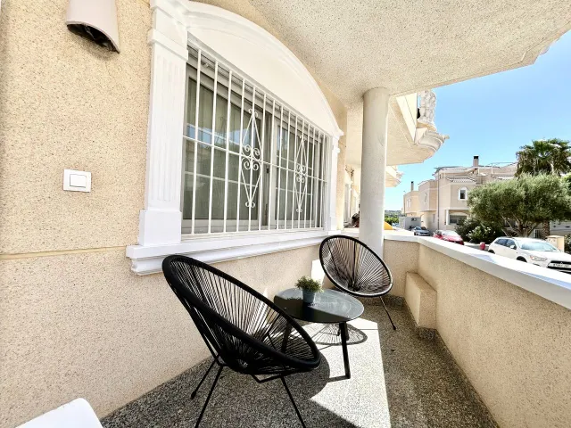 Casa 4 habitaciones 207m² en venta - Comunidad valenciana — 41