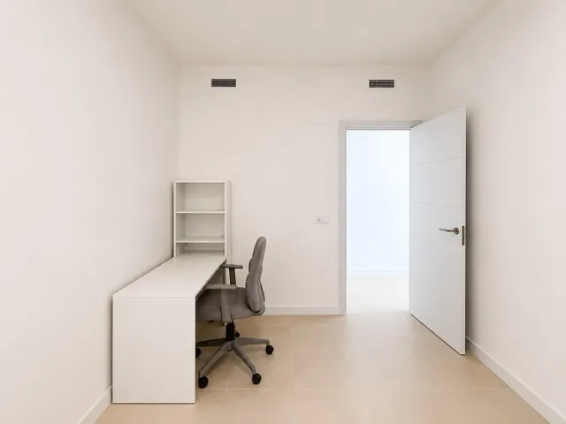 Benifaio: Piso en Venta Ideal para Tu Nueva Vida — 16
