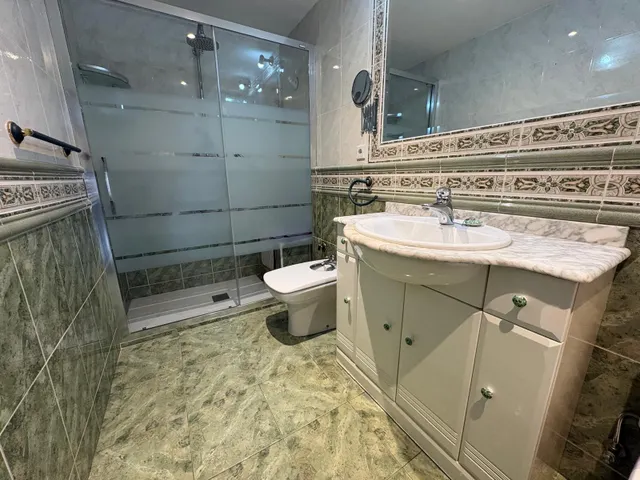 4 habitaciones y ascensor junto a la Avenida del Aeropuerto — 17