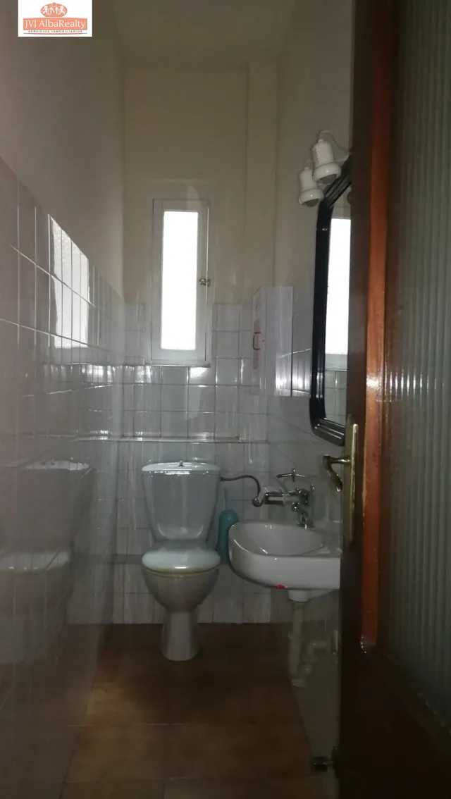 SE ALQUILA TRES  OFICINAS ZONA CENTRO-ALTOZANO-AYUNTAMIENTO-CATEDRAL — 8