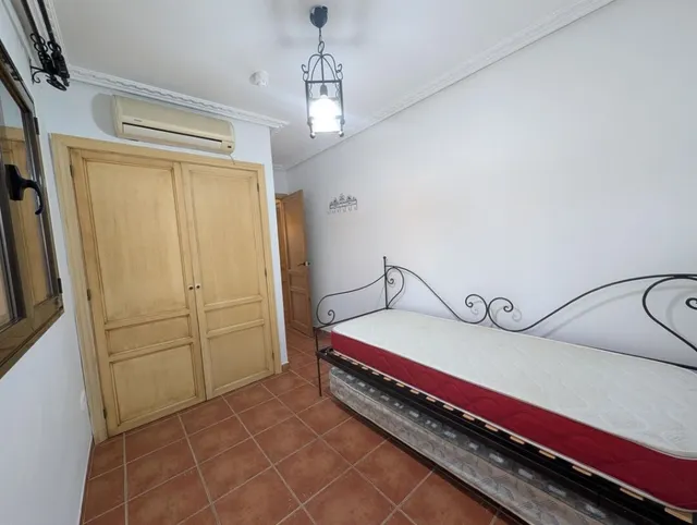 Apartamento en Venta en Linea De La Concepcion, La Cádiz — 17