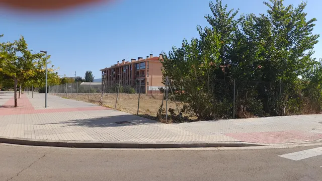 Dos terrenos en venta en Casta Álvarez. Calatayud — 23