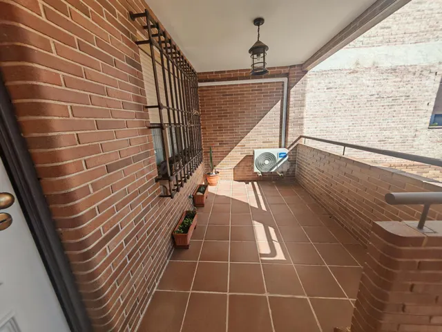 AOC VENDE EN EXCLUSIVA CHALET EN ILLESCAS, 4 habitaciones, 3 - foto 4