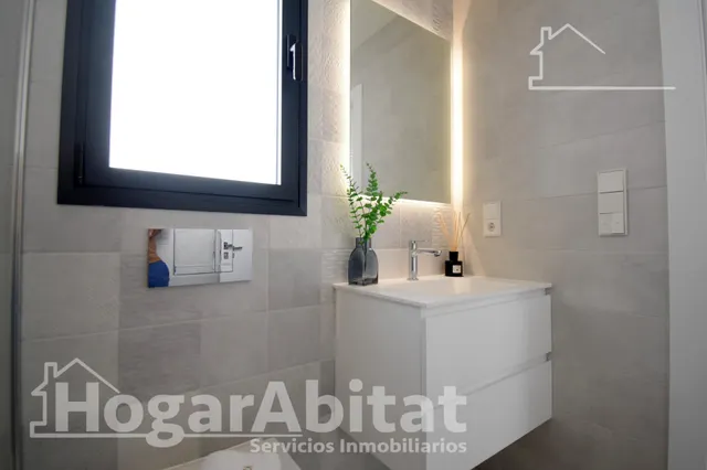 CHALET NUEVO CON PISCINA, GARAJE Y TERRAZA — 49