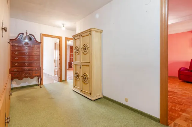 Piso en la estrecha , Oviedo — 9