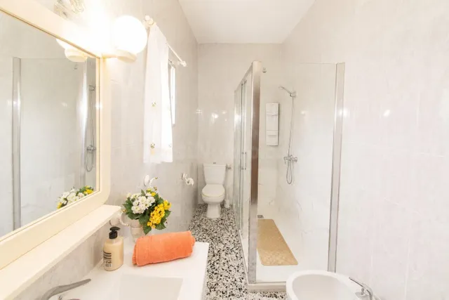 Si te gusta vivir en plena huerta, esta vivienda es para ti - foto 4