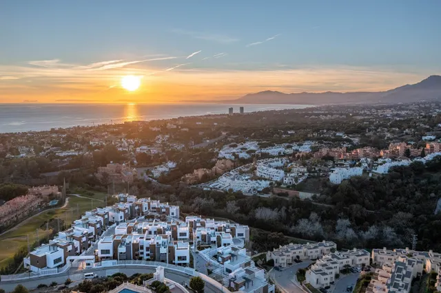 Complejo urbanístico de lujo en Cabopino (Costa del Sol). — 26