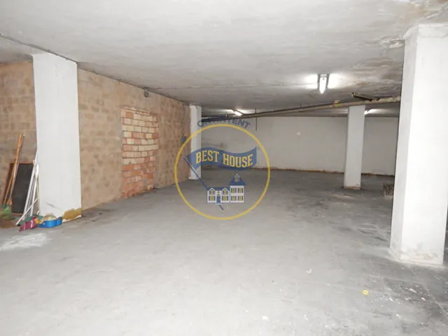 AMPLIO LOCAL EN PLANTA BAJA EN VENTA O ALQUILER EN ONTINYENT — 3