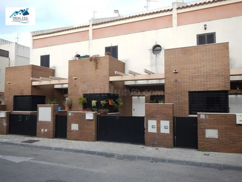 Venta adosado en Castilleja de la Cuesta