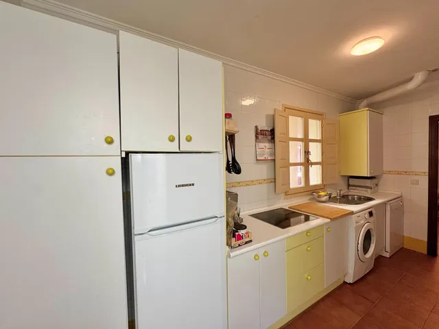 BONITO APARTAMENTO EN URBANIZACION LAS MARTAS - COMILLAS. — 9