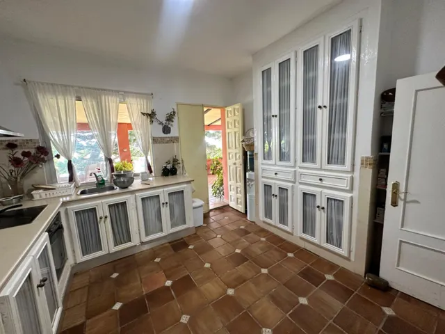 Exclusiva finca rústica con chalet independiente en la carretera Coria del Río - Palomares — 13