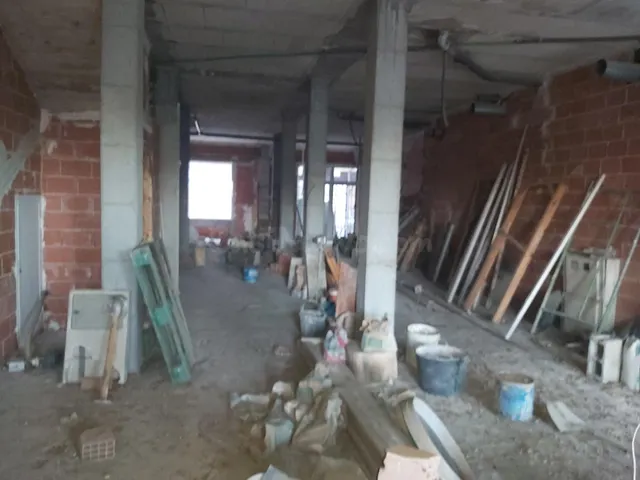 LOCAL COMERCIAL EN ALQUILER EN EL ESPARRAGAL - foto 5