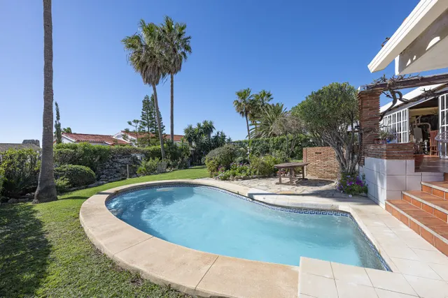 Chalet independiente con vistas al mar en El Faro de Mijas — 46