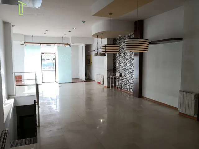 LOCAL COMERCIAL ACONDICIONADO TOTALMENTE EN LA RONDA - foto 2