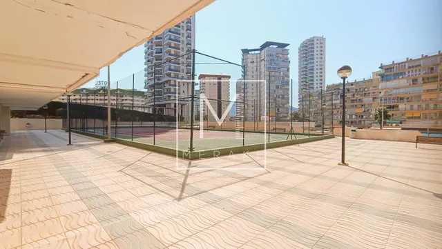 Estudio en primera línea de calpe — 14