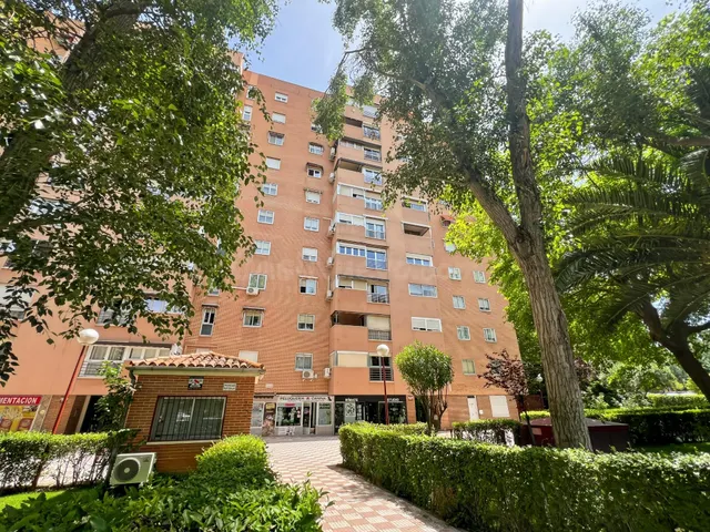 PISO EN VENTA JOSE BERGAMIN MORATALAZ
