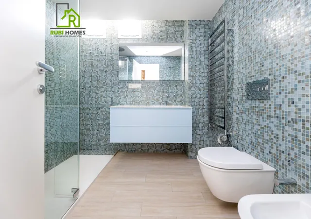 Exclusiva vivienda con vistas al Palacio de los Patos, junto Recogidas, 4 dormitorios 3 baños — 25
