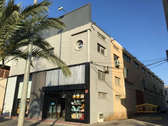 Nave Industrial de 1.750 m2 • Polígono Carrús (Elche) | Fren - foto 3