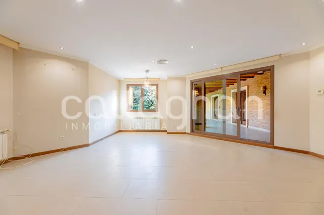 Exclusivo Chalet en Torre en Conill — 17