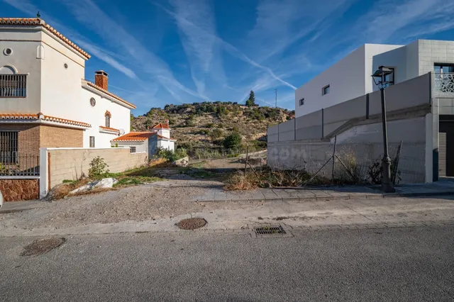 Parcela urbana en Vélez de Benaudalla! 308 m2 para construir - foto 4