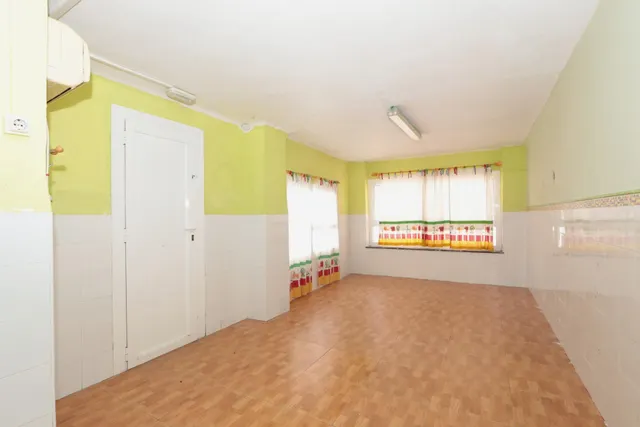 CHALET EN CIUDAD JARDÍN DE 253 M2 — 24