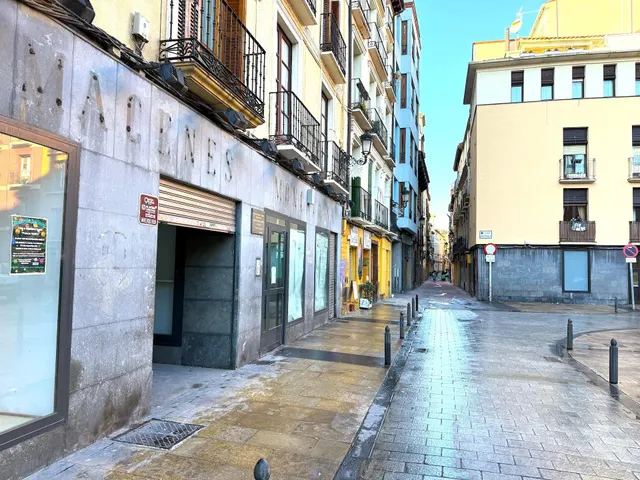 Local comercial en venta en Calle San Pablo. Zaragoza — 19
