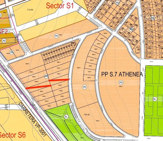 SE VENDE TERRENO — 2
