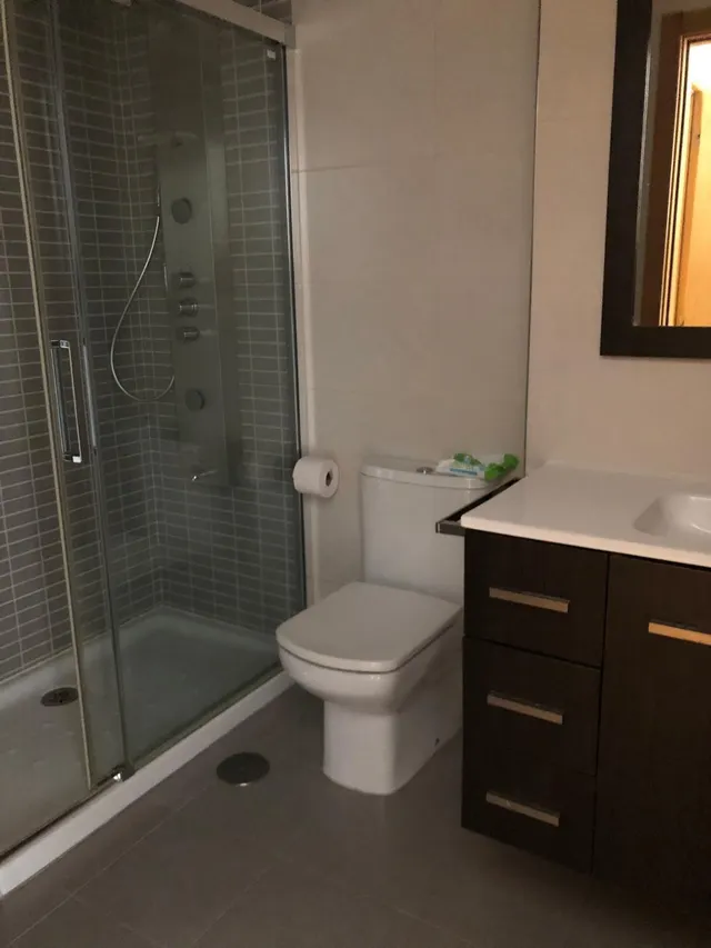 Amplio Piso en el Centro de Ponferrada - Ideal para Familias — 14