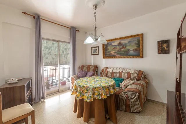Piso en venta en calle arabial – Granada | — 25