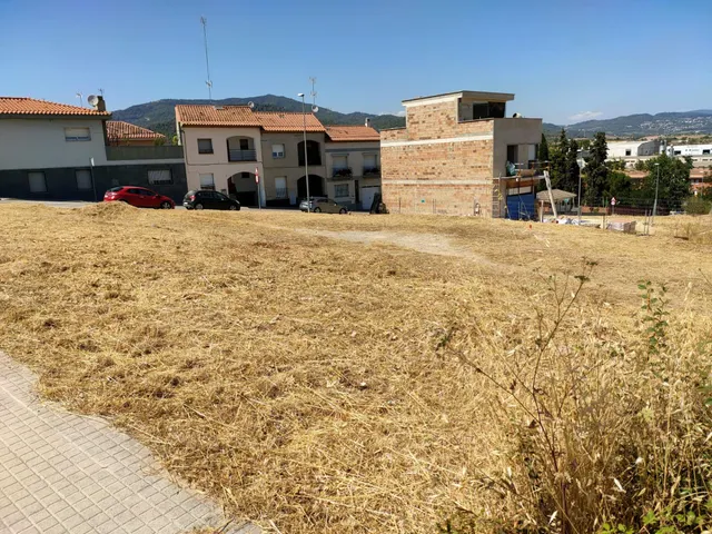 CASA DE OBRA NUEVA — 17