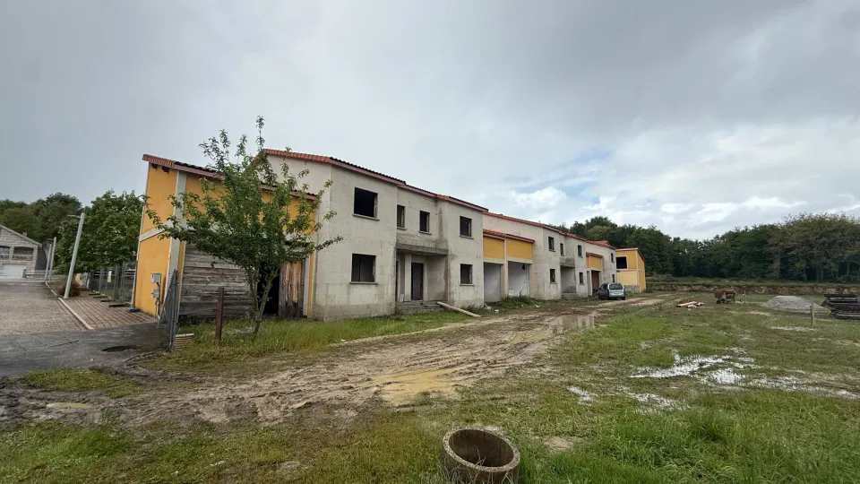 Chales adosados de nueva construcción en Allariz!