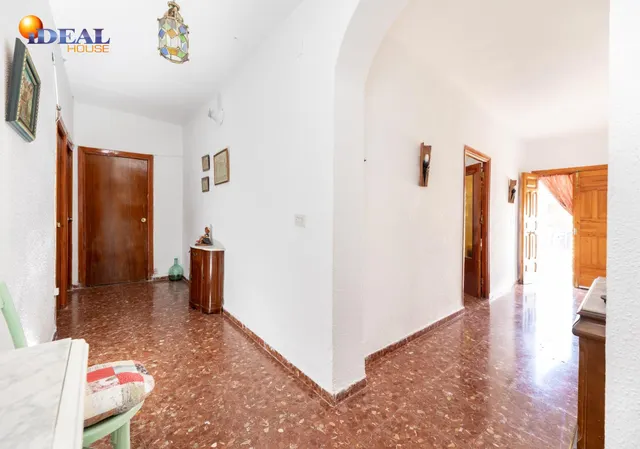 Chalet en zona residencial de Deifontes — 20