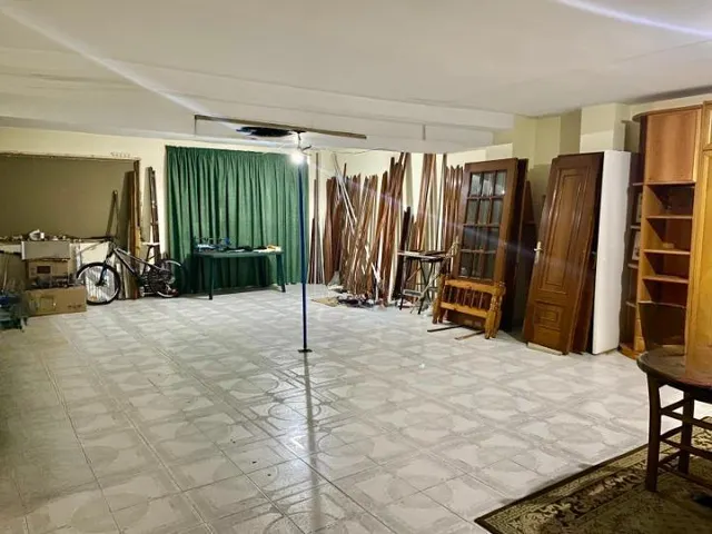 Piso en Travesia de Vigo para reformar — 9