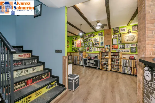 ¡Tu nuevo hogar te espera en Churriana de la Vega! Casa adosada con patio, garaje y futura parada de metro a pocos pasos. — 23
