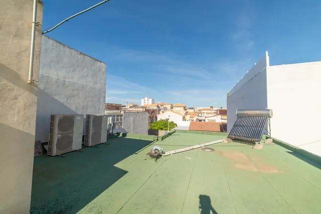 Local comercial 306m² en venta - Centro urbano — 21
