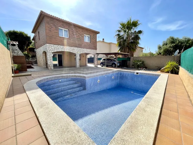 Casa o chalet independiente en venta en Calle Comtes de Barc