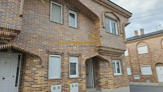 CHALET A ESTRENAR EN VILLORIA — 3