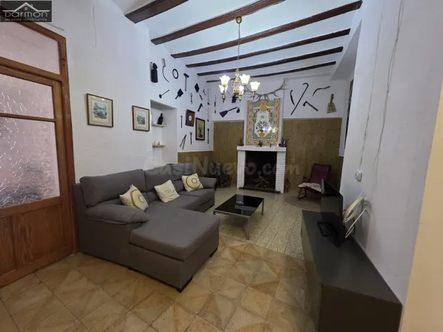 Encantadora Casa Reformada en Castello de Rugat - foto 5