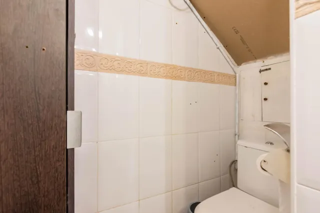 Casa con garaje, terraza y mucho potencial en los ramos — 22