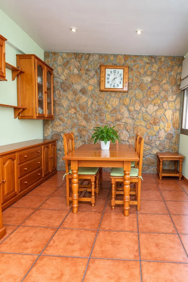 Amplio y acogedor piso de 3 dormitorios en Santa Rosa — 7