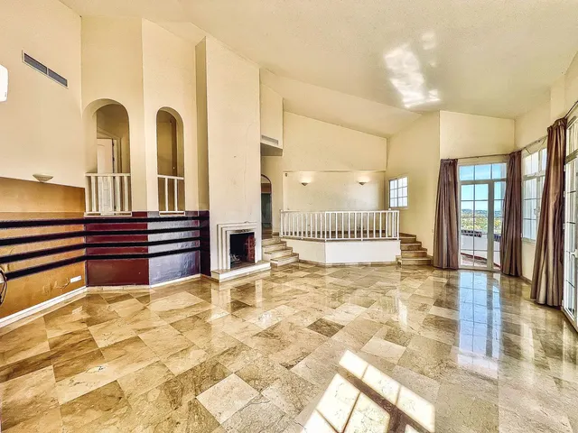Chalet 4 habitaciones 565m² en venta - Universidad - Los Lir - foto 4