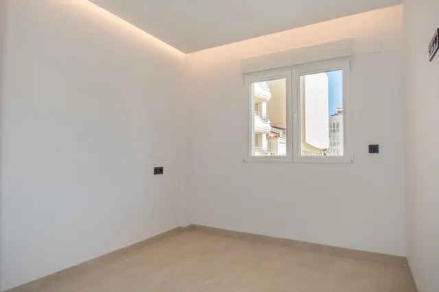 Apartamento totalmente reformado a estrenar frente a la Plaza del Teatro de Torrevieja — 19