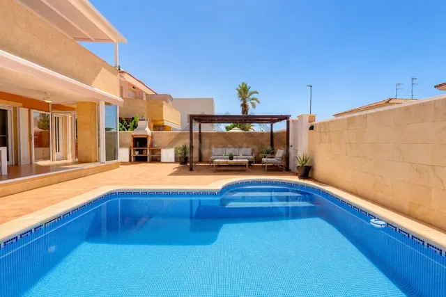 LA CASA QUE TODO EL MUNDO BUSCA… Y CASI NUNCA APARECE EN EL  - foto 2