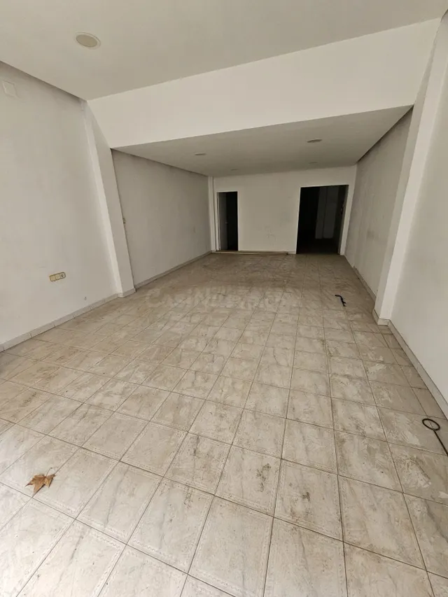 Oportunidad local comercial en venta avd Hermanos machado - foto 2